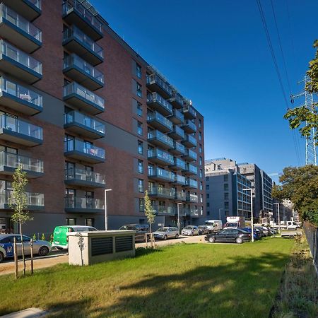 Wroclaw 1-Bedroom Apartment With Parking & Balcony By Noclegi Renters Exterior foto
